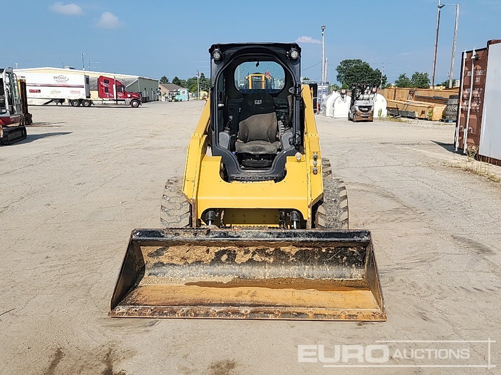 Kompaktlader 2023 CAT 246D3: das Bild 10 Kompaktlader 2023 CAT 246D3: das Bild 10