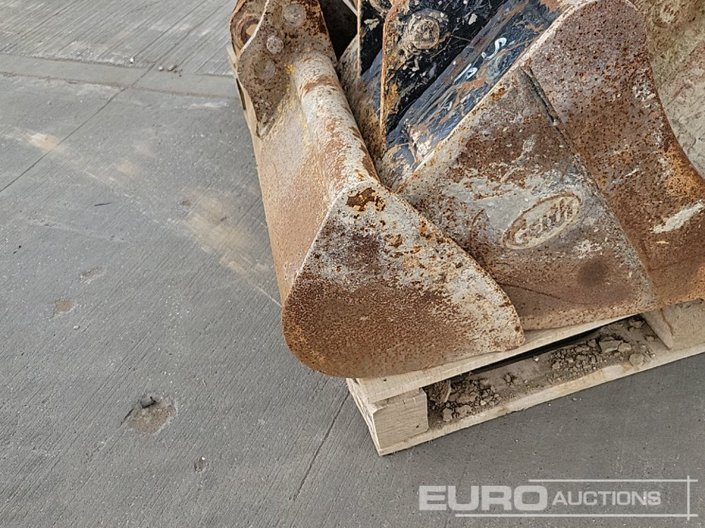 Schaufel 36" Ditching, 18", 18", 12", 12" Digging Bucket 30-35mm Pin to suit Mini Excavator: das Bild 16