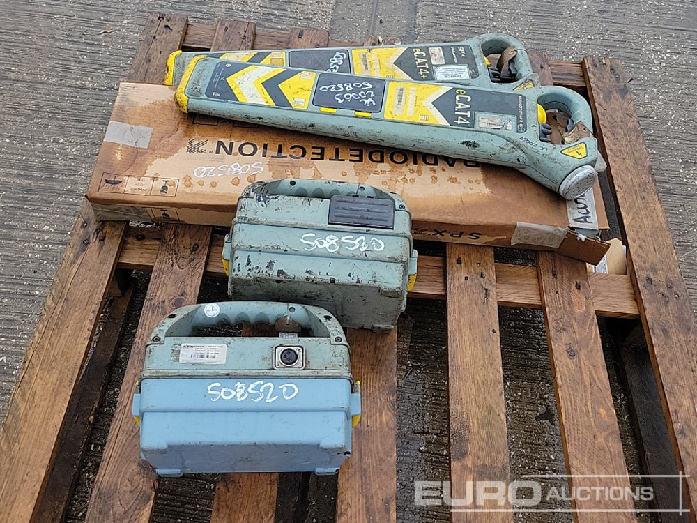 C.A.T4 Radio Dectector (3 of), Genny4 Radio Dectector - Baugeräte: das Bild 2 C.A.T4 Radio Dectector (3 of), Genny4 Radio Dectector - Baugeräte: das Bild 2