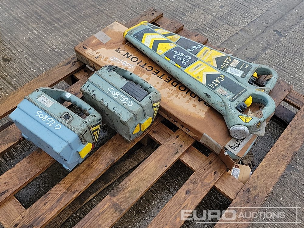 C.A.T4 Radio Dectector (3 of), Genny4 Radio Dectector - Baugeräte: das Bild 3 C.A.T4 Radio Dectector (3 of), Genny4 Radio Dectector - Baugeräte: das Bild 3