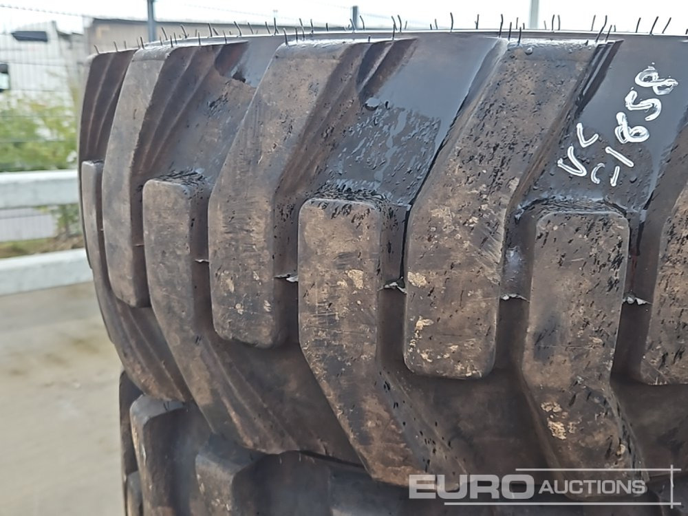 Galaxy 12-16.5 Tyre (4 of) - Reifen: das Bild 5 Galaxy 12-16.5 Tyre (4 of) - Reifen: das Bild 5
