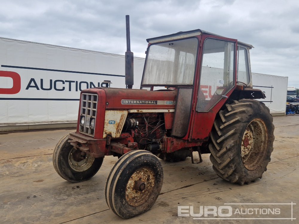 International 674 - Traktor: das Bild 1 International 674 - Traktor: das Bild 1