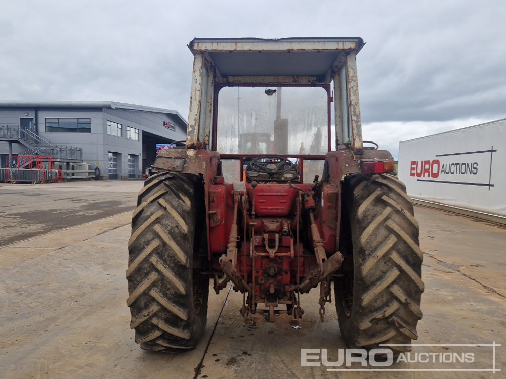 International 674 - Traktor: das Bild 4 International 674 - Traktor: das Bild 4