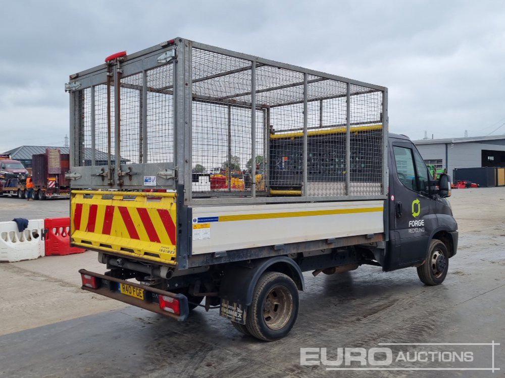 Iveco 35-140 - Kipper Transporter: das Bild 5 Iveco 35-140 - Kipper Transporter: das Bild 5