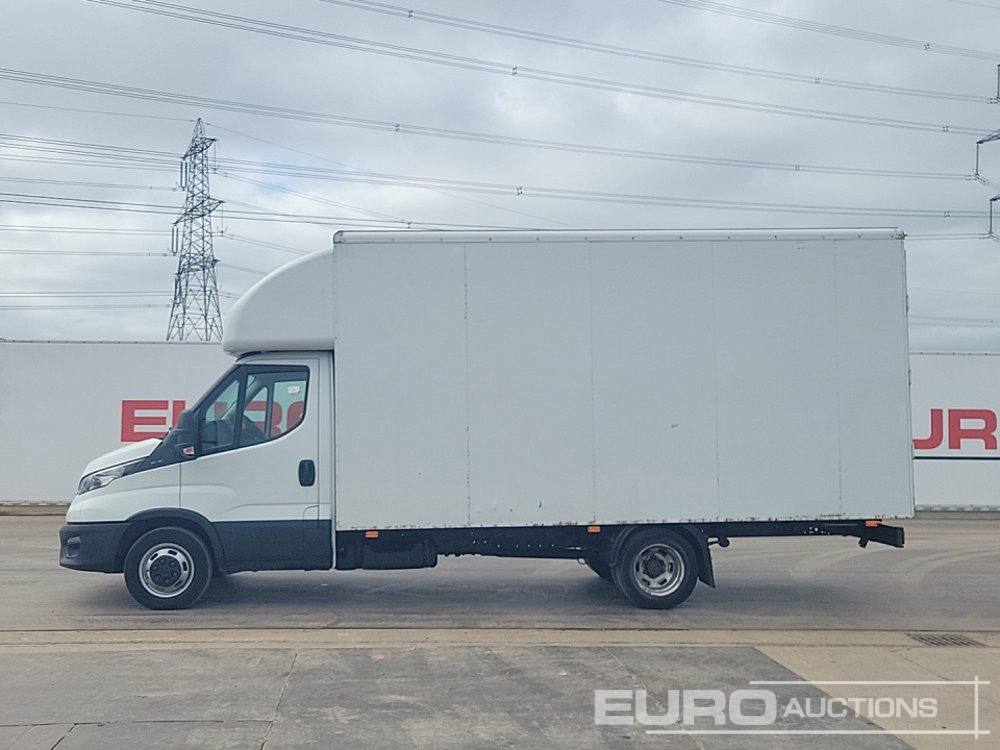 Iveco 35-160 - Koffer Transporter: das Bild 2 Iveco 35-160 - Koffer Transporter: das Bild 2
