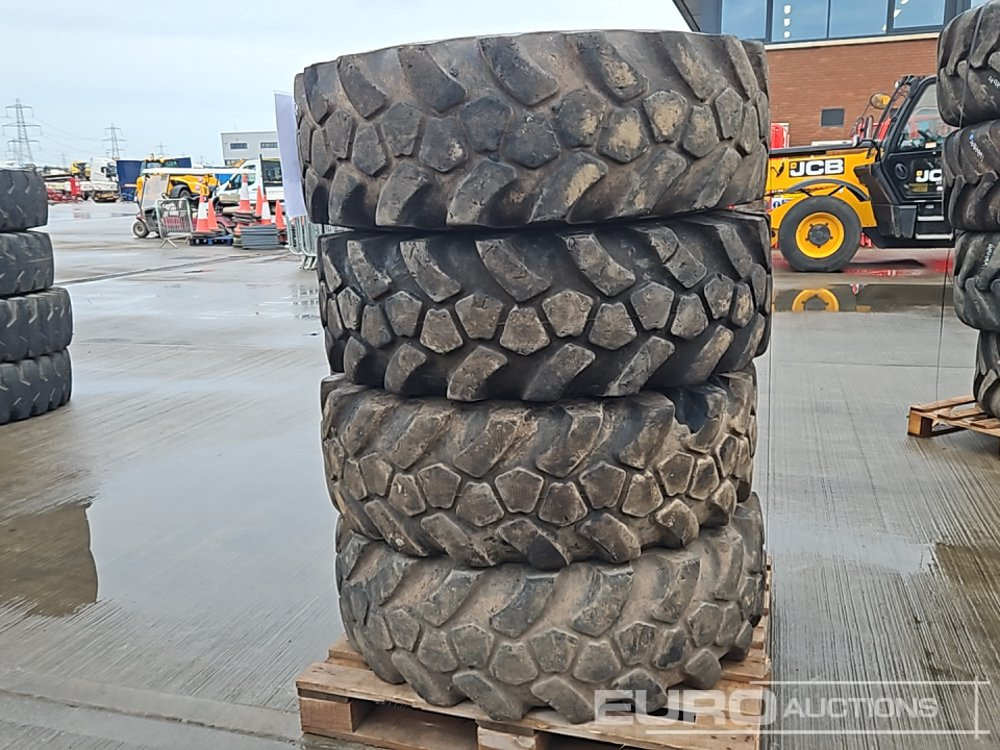 JCB 15.5-25 Tyre (4 of) - Reifen: das Bild 2 JCB 15.5-25 Tyre (4 of) - Reifen: das Bild 2