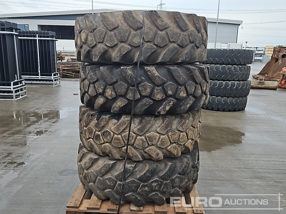 JCB 15.5-25 Tyre (4 of) - Reifen: das Bild 3 JCB 15.5-25 Tyre (4 of) - Reifen: das Bild 3