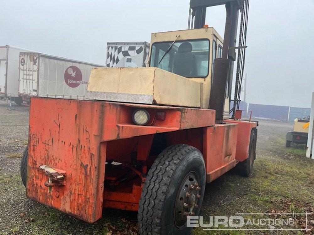 Kalmar "12-1200" 12t Diesel Forklift - Gabelstapler: das Bild 5 Kalmar "12-1200" 12t Diesel Forklift - Gabelstapler: das Bild 5