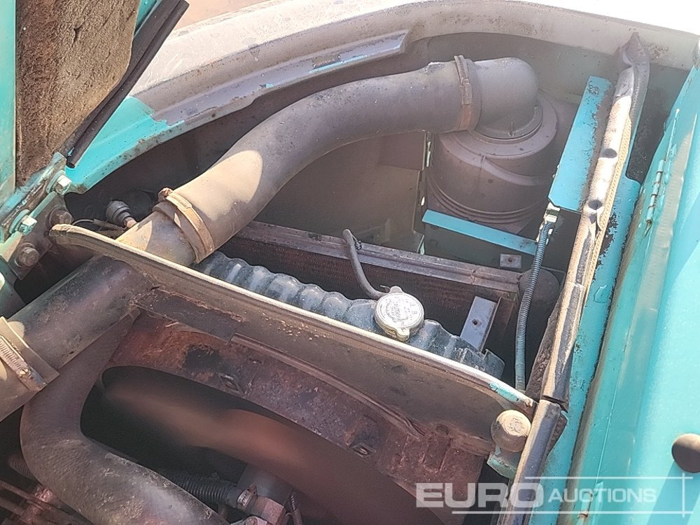 Kettenbagger Kobelco SK135SRLC: das Bild 40 Kettenbagger Kobelco SK135SRLC: das Bild 40