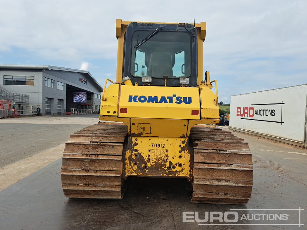 Komatsu D65PX-15E0 - Bulldozer: das Bild 4 Komatsu D65PX-15E0 - Bulldozer: das Bild 4