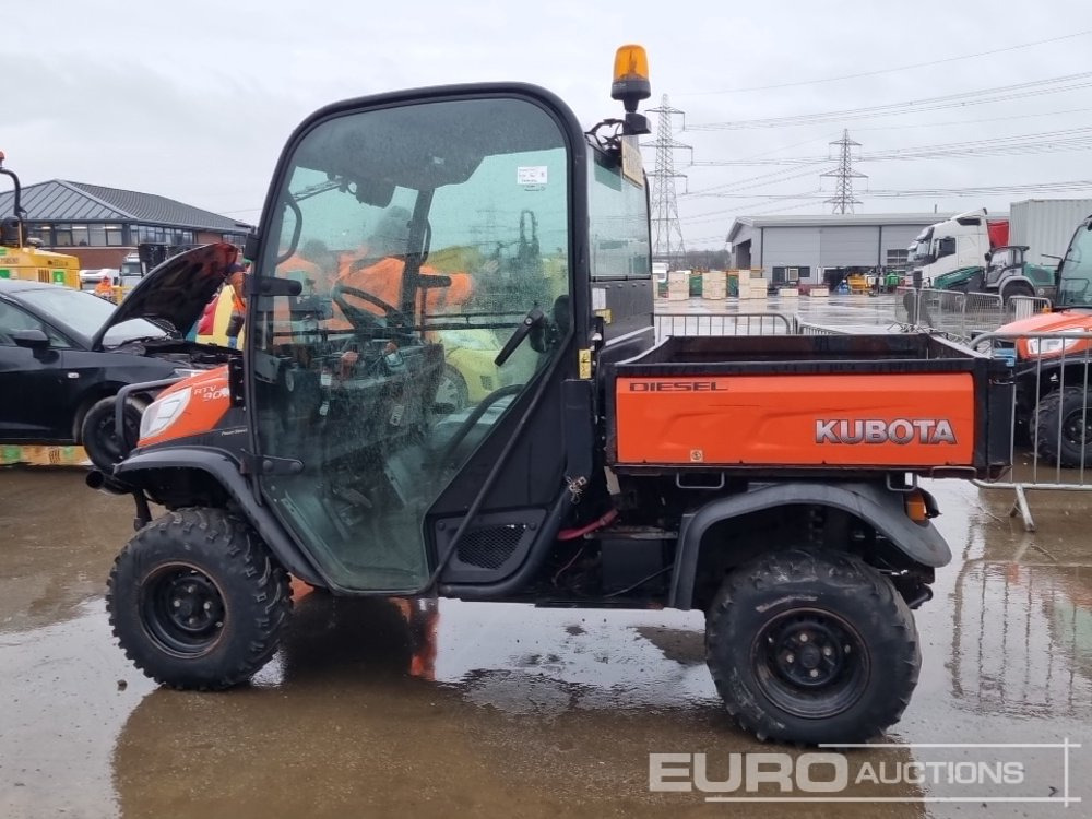 Kubota RTVX900 - Quad: das Bild 2 Kubota RTVX900 - Quad: das Bild 2