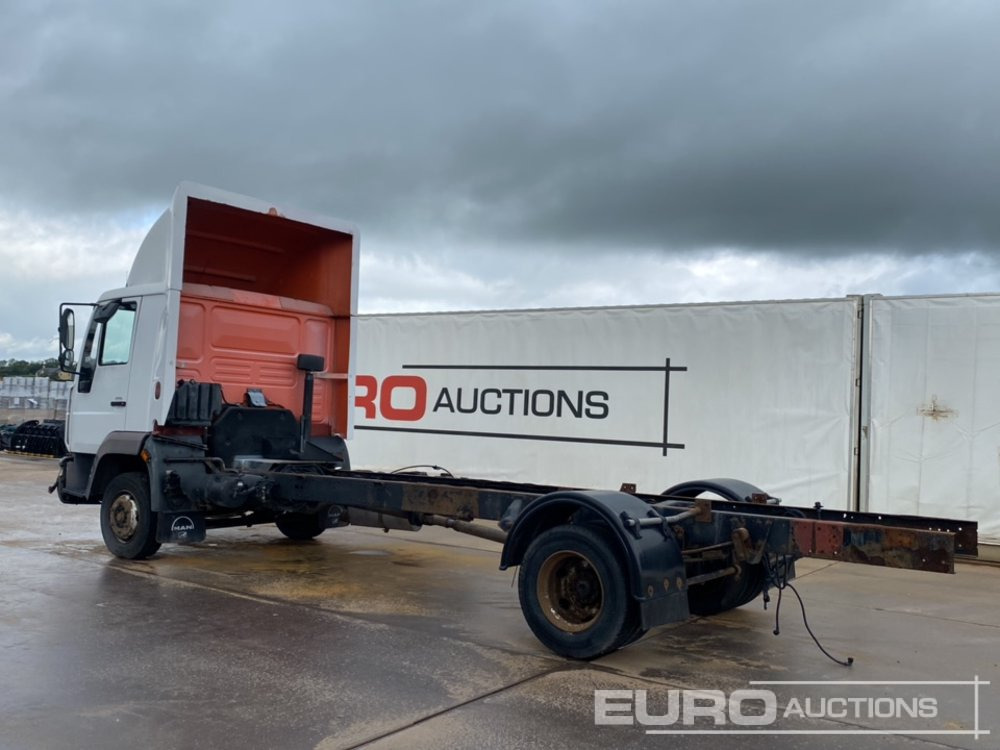 MAN 4x2 Chassis & Cab, Manual Gearbox - Fahrgestell LKW: das Bild 3 MAN 4x2 Chassis & Cab, Manual Gearbox - Fahrgestell LKW: das Bild 3