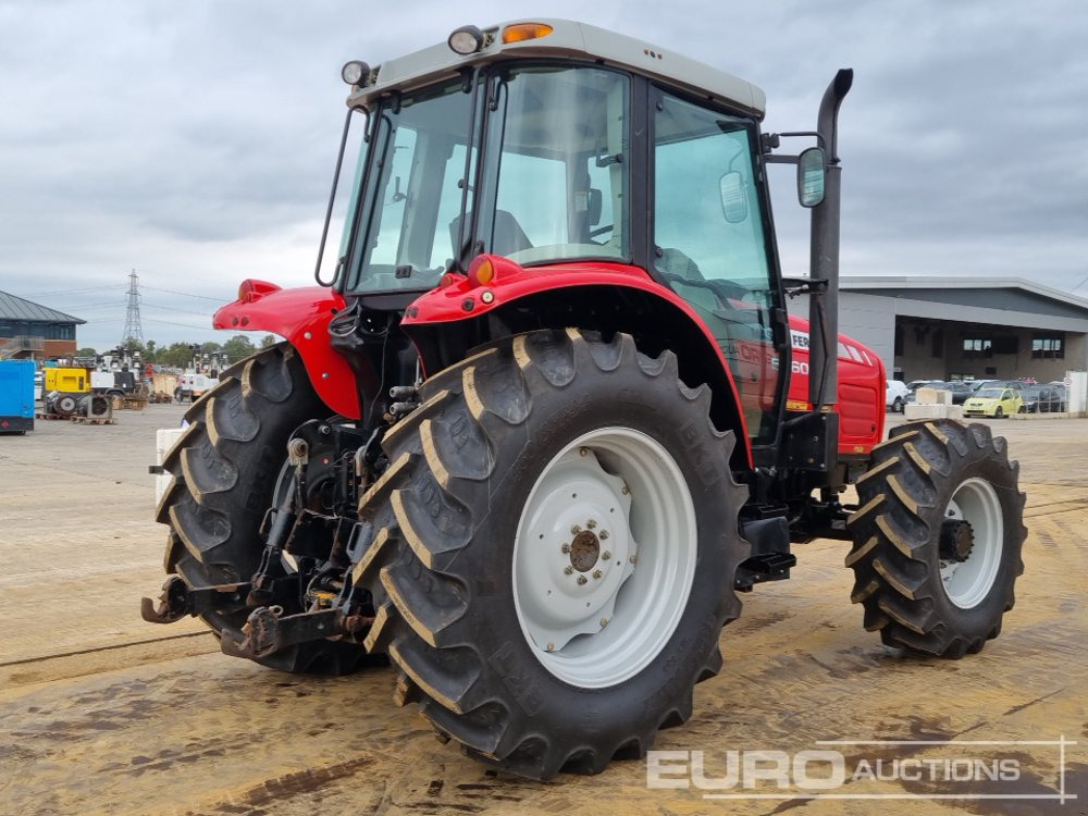 Massey Ferguson 5460 - Traktor: das Bild 5 Massey Ferguson 5460 - Traktor: das Bild 5