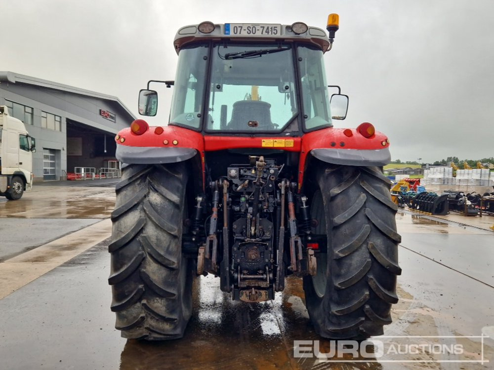 Massey Ferguson 6470 Dyna-6 - Traktor: das Bild 4 Massey Ferguson 6470 Dyna-6 - Traktor: das Bild 4