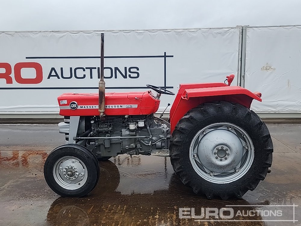 Traktor Massey Ferguson MF135: das Bild 10 Traktor Massey Ferguson MF135: das Bild 10
