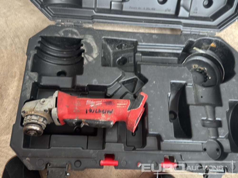 Milwaukee HD18 AG115 Cordless Grinder (Body & Case Only) - Baugeräte: das Bild 1 Milwaukee HD18 AG115 Cordless Grinder (Body & Case Only) - Baugeräte: das Bild 1