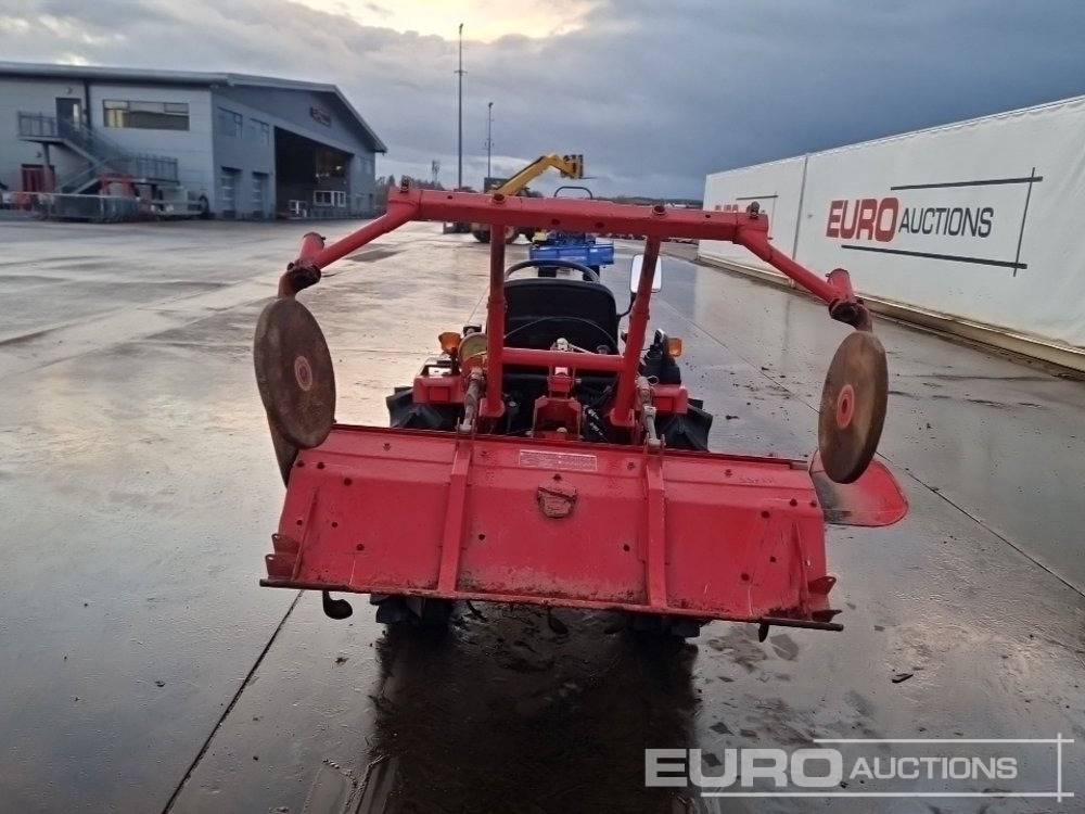 Mitsubishi MT155 - Kleintraktor: das Bild 4 Mitsubishi MT155 - Kleintraktor: das Bild 4