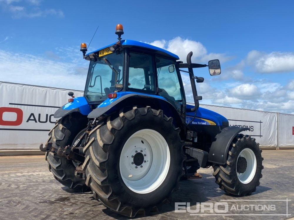 New Holland TM155 - Traktor: das Bild 5 New Holland TM155 - Traktor: das Bild 5