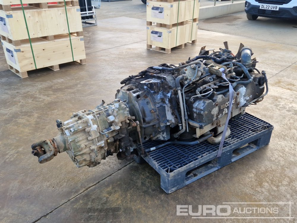 Paccar 6 Cylinder Engine, Gearbox - Motor: das Bild 1 Paccar 6 Cylinder Engine, Gearbox - Motor: das Bild 1