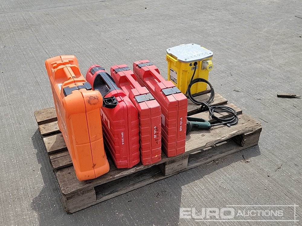 Baugeräte Paslode PPM35Ci Battery Nail Gun, Bosch 230Volt Heat Gun, Hilti Battery Drill (3 of), 110Volt Transformer: das Bild 7