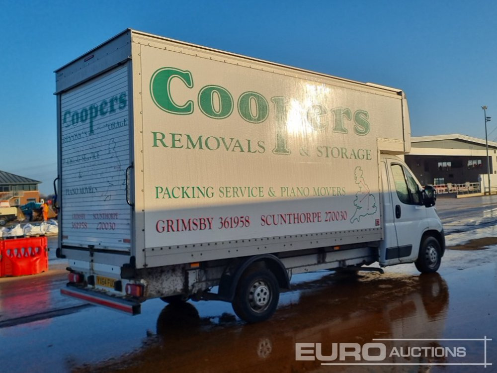 Peugeot Boxer - Koffer Transporter: das Bild 5 Peugeot Boxer - Koffer Transporter: das Bild 5