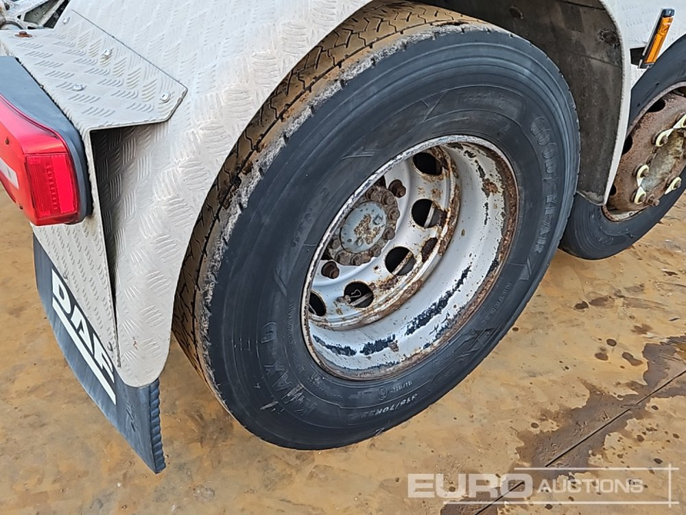 Sattelzugmaschine 2017 DAF CF450: das Bild 12