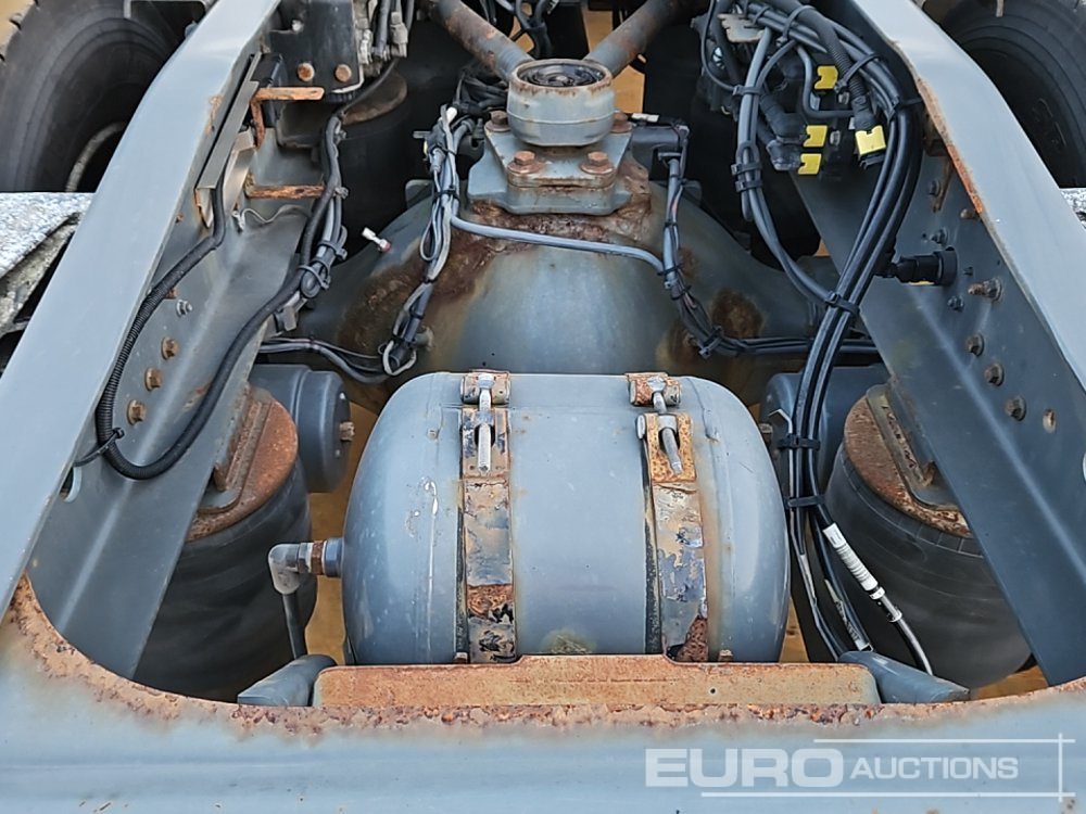 Sattelzugmaschine 2017 DAF CF450: das Bild 36