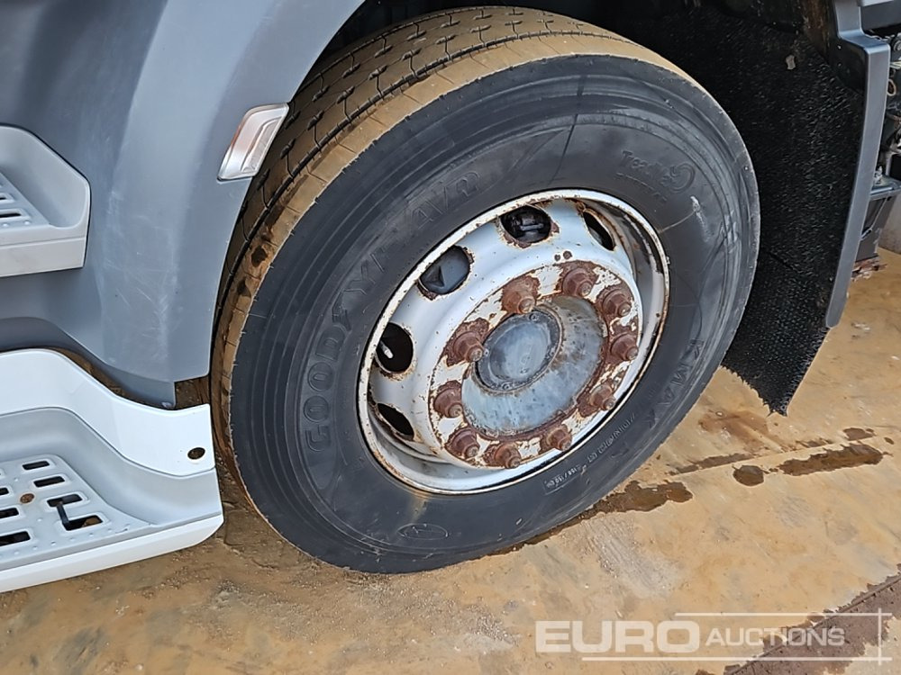 Sattelzugmaschine 2017 DAF CF450: das Bild 9