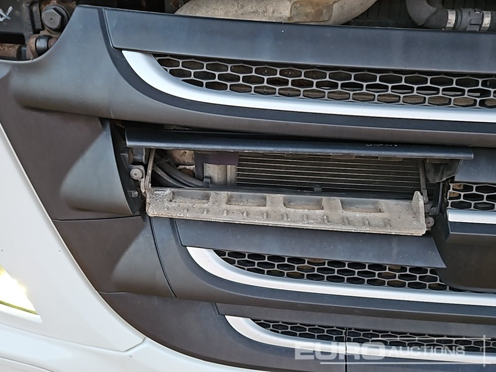 Sattelzugmaschine 2017 DAF CF450: das Bild 23