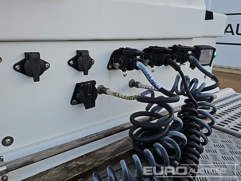 Sattelzugmaschine 2017 DAF CF450: das Bild 29