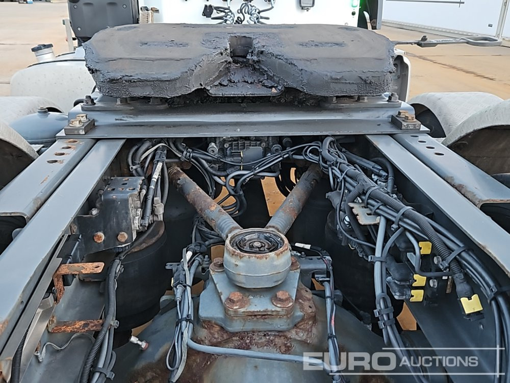 Sattelzugmaschine 2017 DAF CF450: das Bild 35