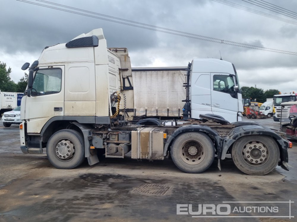Volvo 6x2 Rear Lift, Slider, Automatic Gearbox (Runs, No Drive) (Reg. Docs. & Plating Cert. Available) - Sattelzugmaschine: das Bild 2 Volvo 6x2 Rear Lift, Slider, Automatic Gearbox (Runs, No Drive) (Reg. Docs. & Plating Cert. Available) - Sattelzugmaschine: das Bild 2