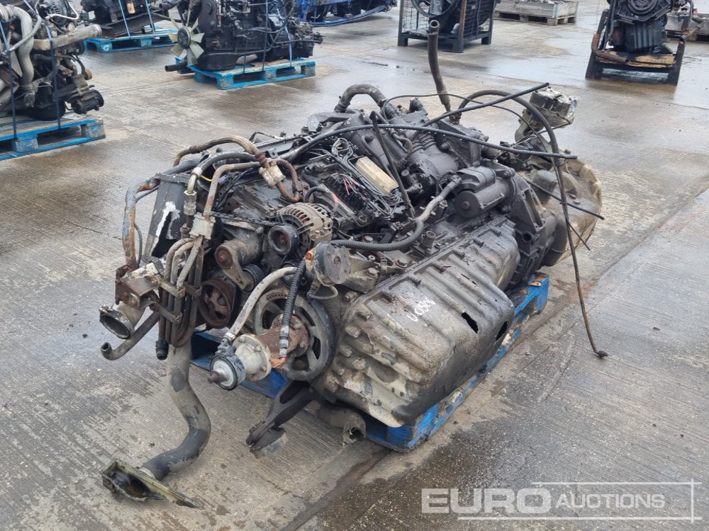 Scania 6 Cylinder Engine, Gearbox - Motor: das Bild 1 Scania 6 Cylinder Engine, Gearbox - Motor: das Bild 1