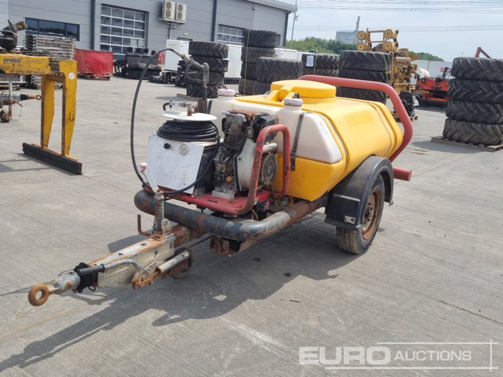 Single Axle Plastic Water Bowser, Yanmar Pressure Washer - Hochdruckreiniger: das Bild 1 Single Axle Plastic Water Bowser, Yanmar Pressure Washer - Hochdruckreiniger: das Bild 1