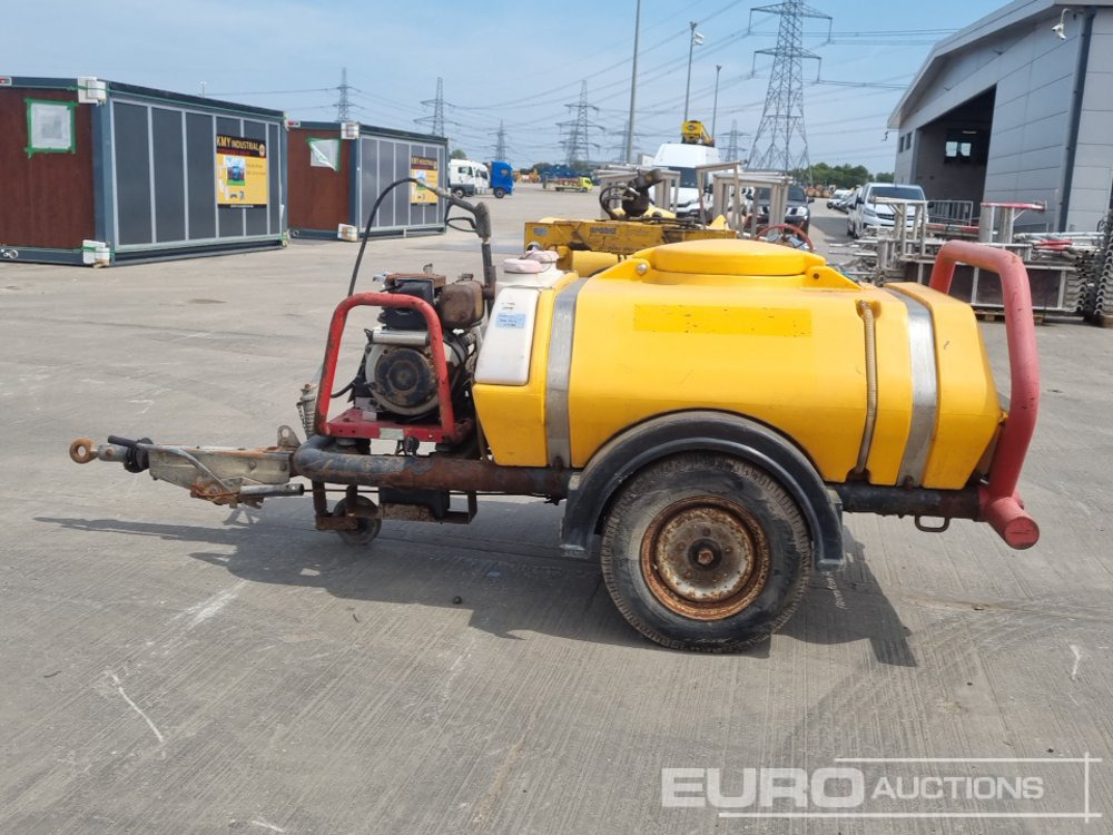 Single Axle Plastic Water Bowser, Yanmar Pressure Washer - Hochdruckreiniger: das Bild 2 Single Axle Plastic Water Bowser, Yanmar Pressure Washer - Hochdruckreiniger: das Bild 2