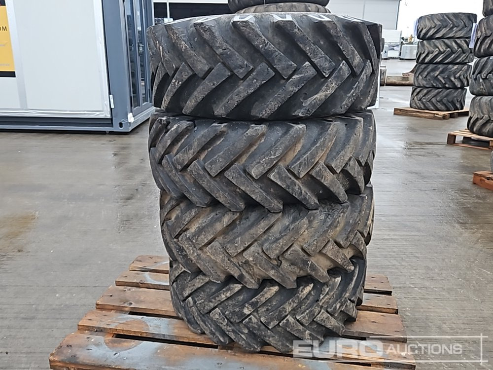 Starco 295/80-15.2 Tyre (4 of) - Reifen: das Bild 3 Starco 295/80-15.2 Tyre (4 of) - Reifen: das Bild 3