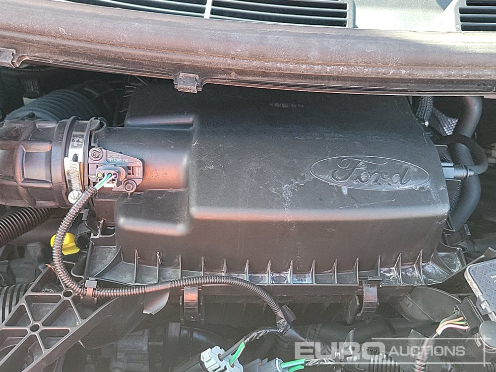 Transporter 2021 Ford Transit Custom 300: das Bild 22