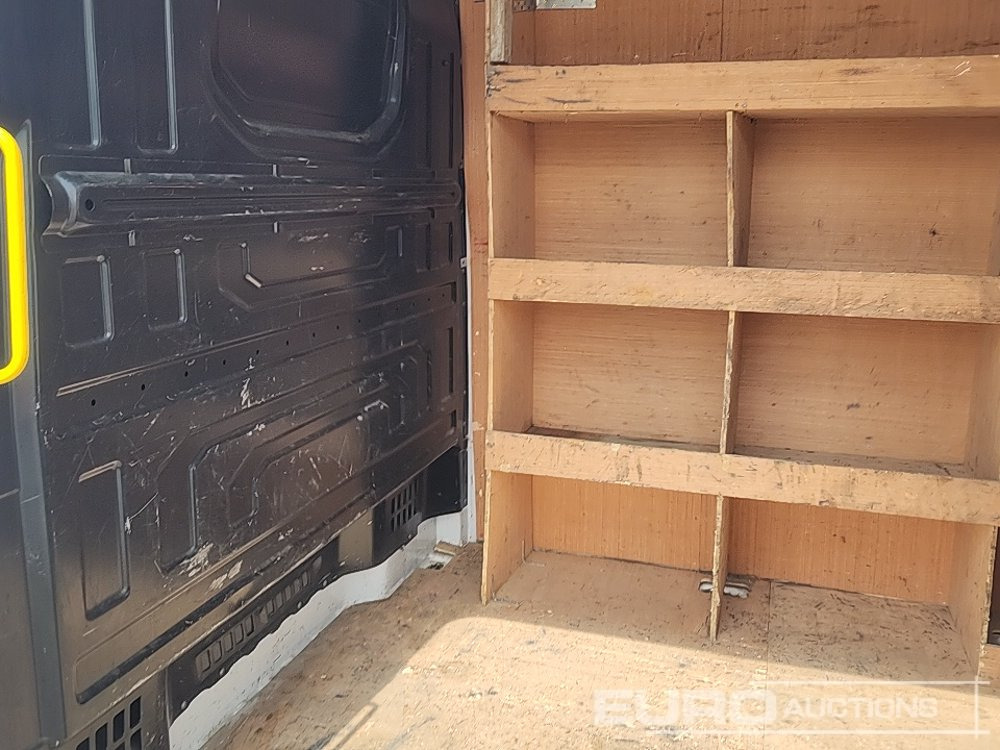 Transporter 2021 Volkswagen Crafter: das Bild 14