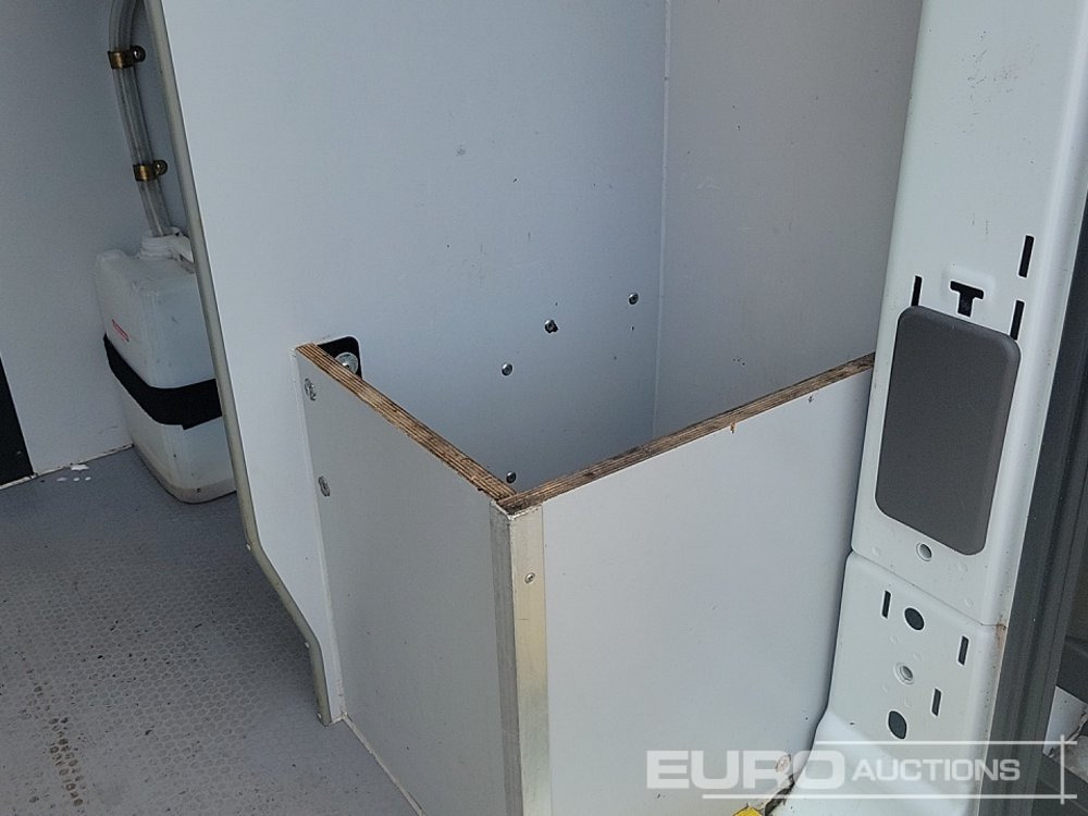 Transporter 2022 Ford Transit: das Bild 14