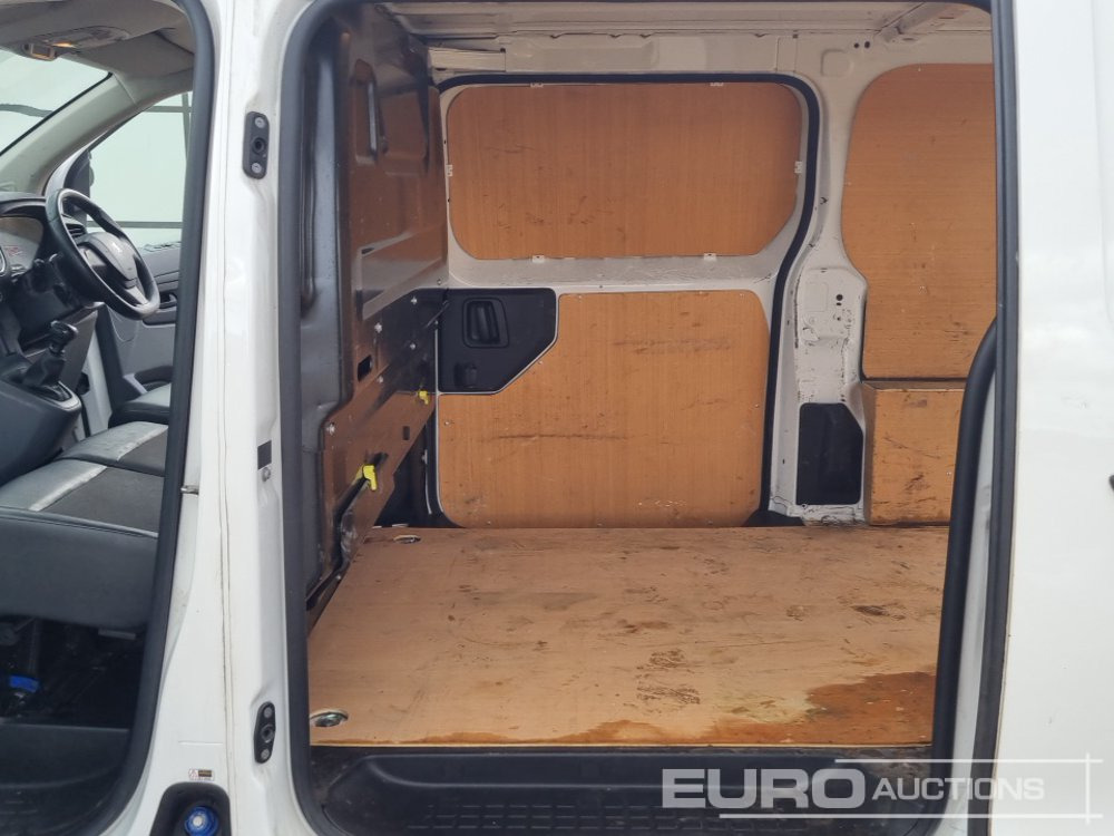 Transporter 2022 Peugeot Expert: das Bild 23