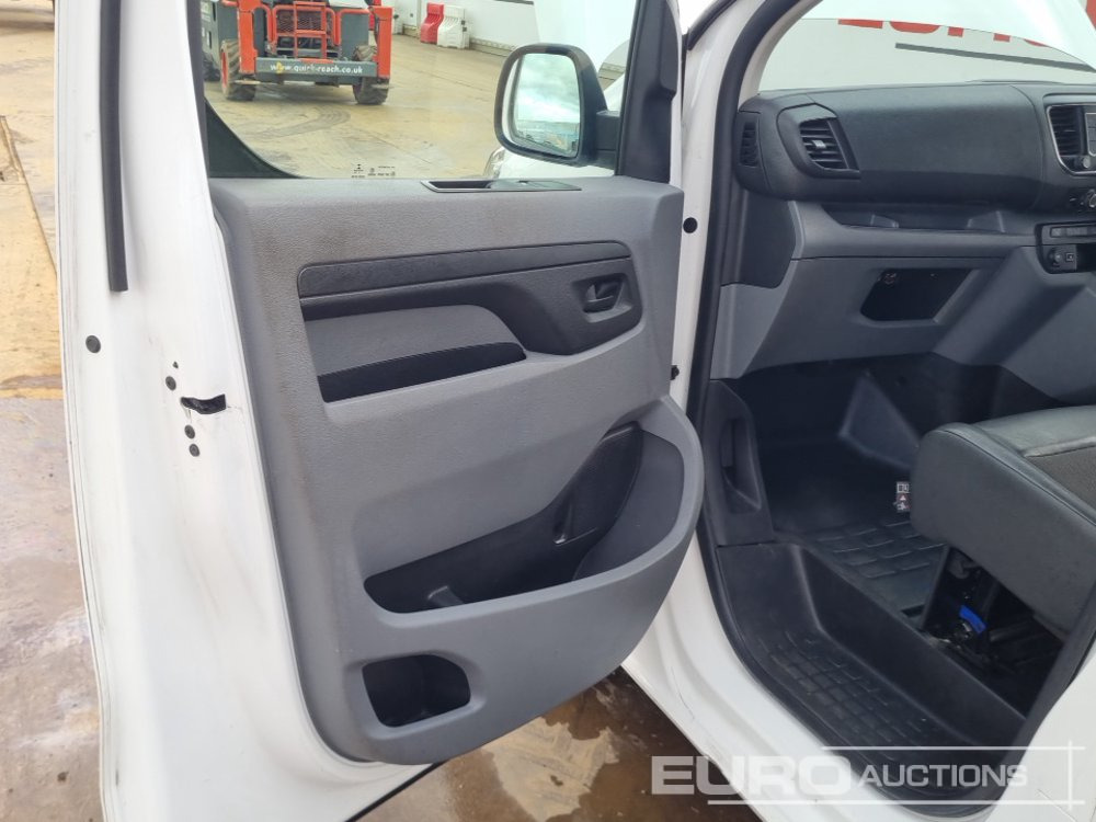 Transporter 2022 Peugeot Expert: das Bild 24