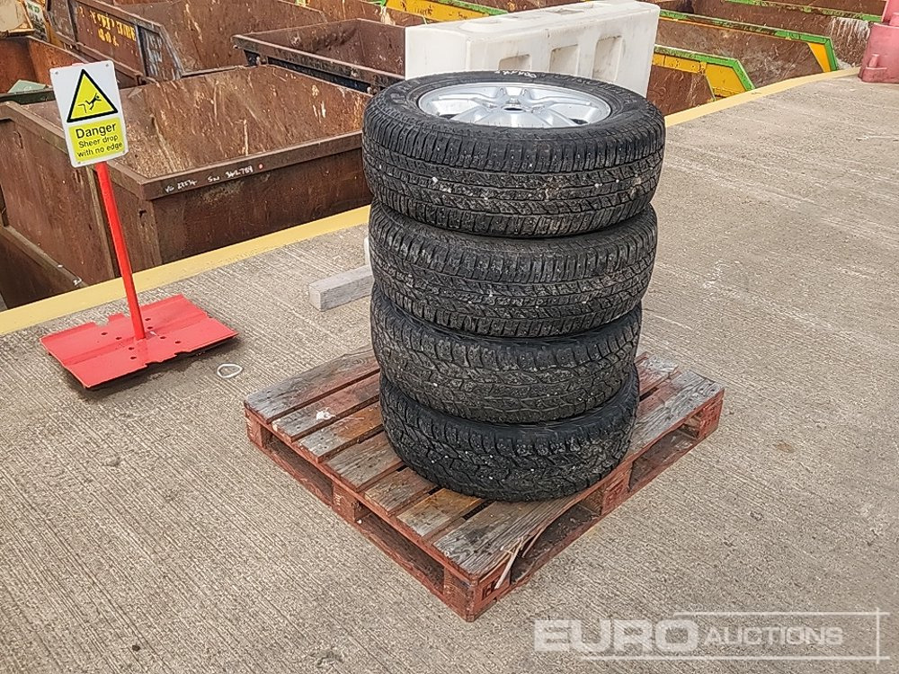 Tyres and Rims to suit Land Rover - Reifen: das Bild 1 Tyres and Rims to suit Land Rover - Reifen: das Bild 1