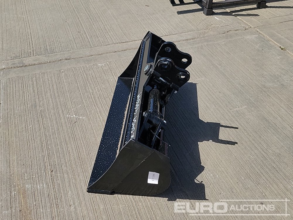Unused 2025 Captok 32" Hydraulic Tilting Bucket 25mm Pin to suit Mini Excavator - Schaufel: das Bild 2 Unused 2025 Captok 32" Hydraulic Tilting Bucket 25mm Pin to suit Mini Excavator - Schaufel: das Bild 2