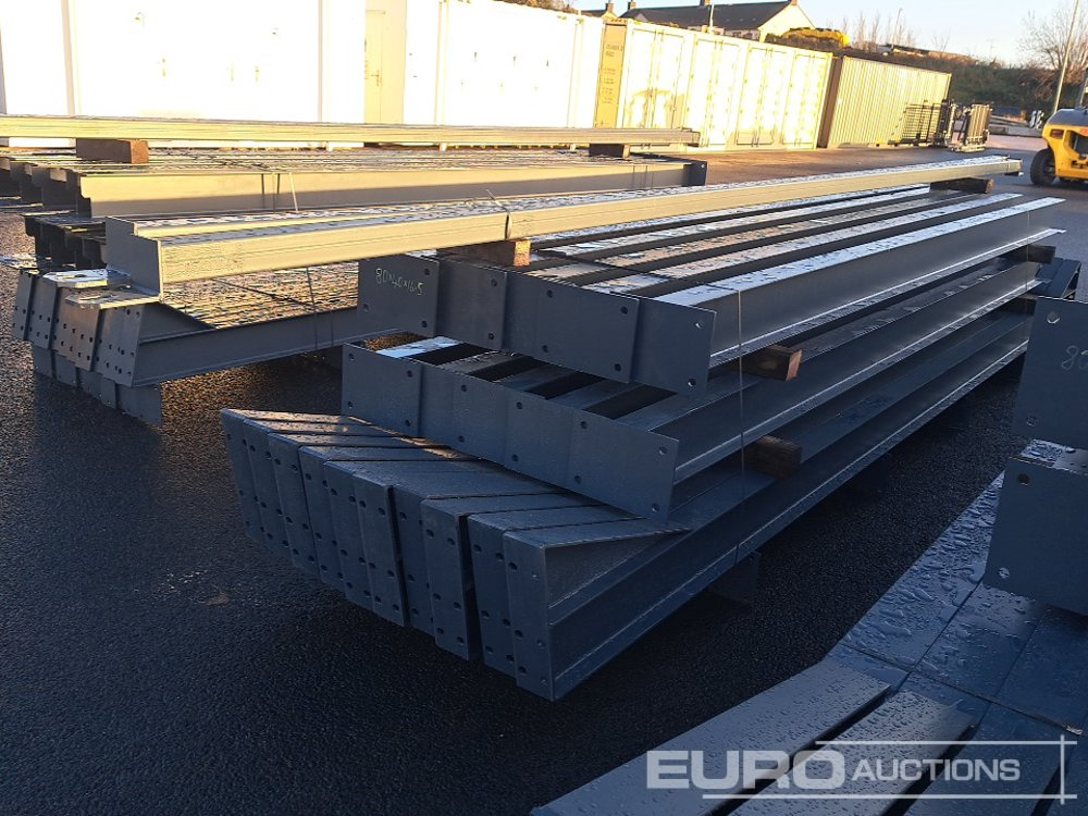 Unused 80' x 40' x 16.5' Steel Frame Building, 12.5 Roof Pitch, Purlin Cleats, Roof Bracing - Wohncontainer: das Bild 3 Unused 80' x 40' x 16.5' Steel Frame Building, 12.5 Roof Pitch, Purlin Cleats, Roof Bracing - Wohncontainer: das Bild 3