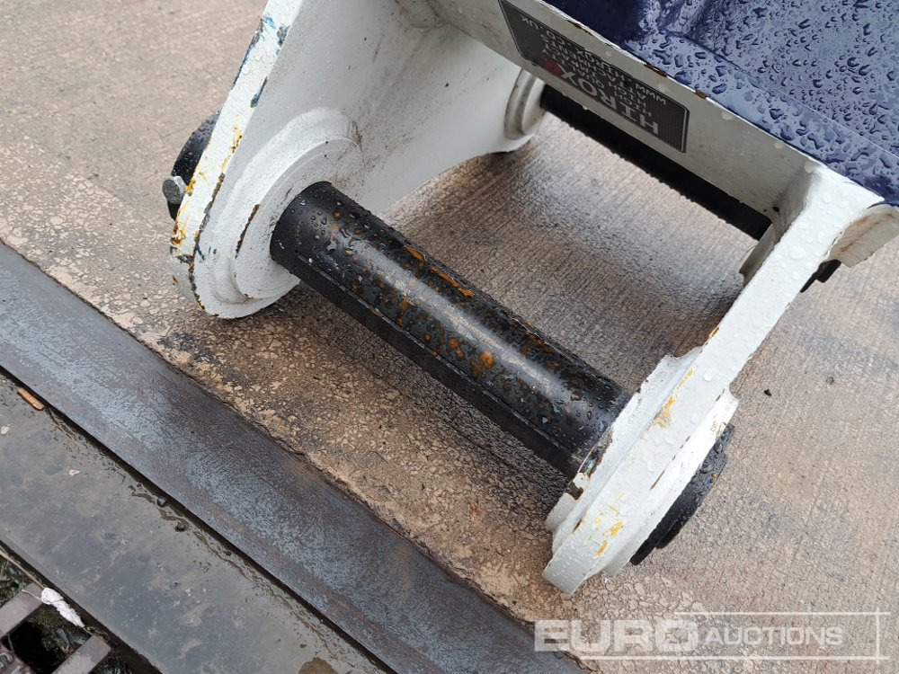 Unused Hirox Ripper 65mm Pin to suit 13 Ton Excavator - Schaufel: das Bild 5 Unused Hirox Ripper 65mm Pin to suit 13 Ton Excavator - Schaufel: das Bild 5