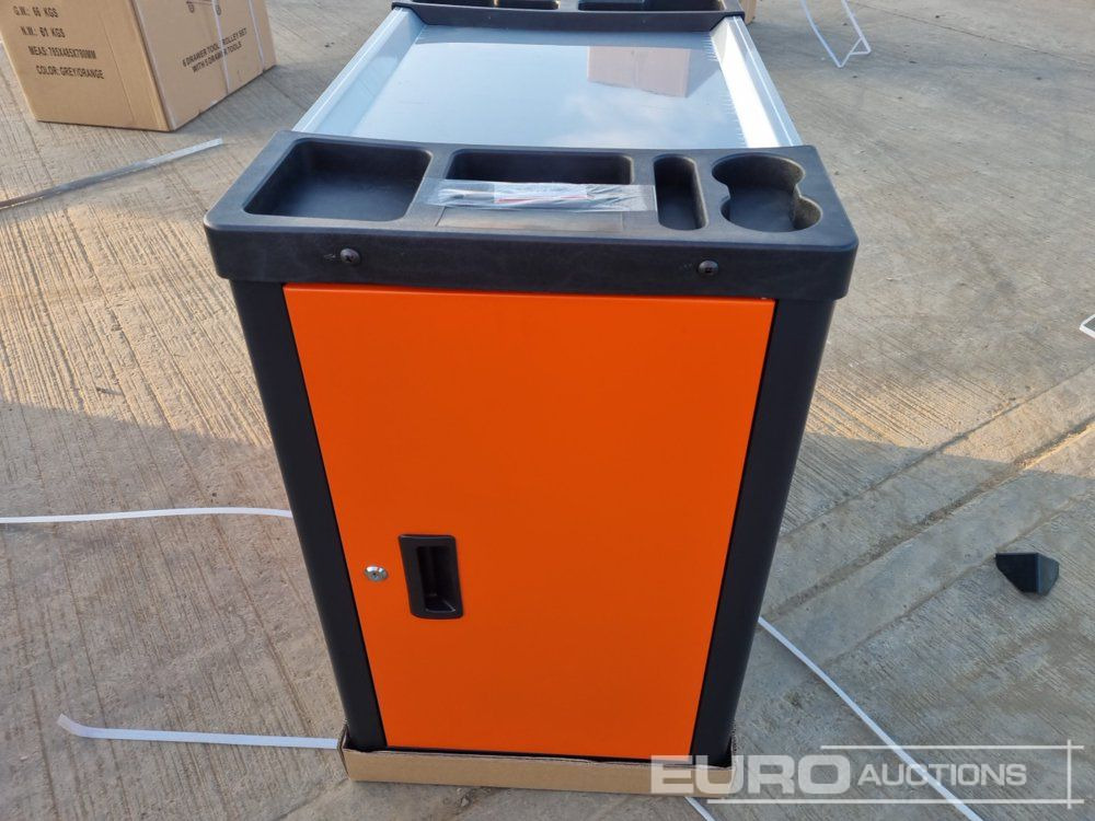 Unused Huttenberg Tool Trollet Set - Werkstattgerät: das Bild 2 Unused Huttenberg Tool Trollet Set - Werkstattgerät: das Bild 2