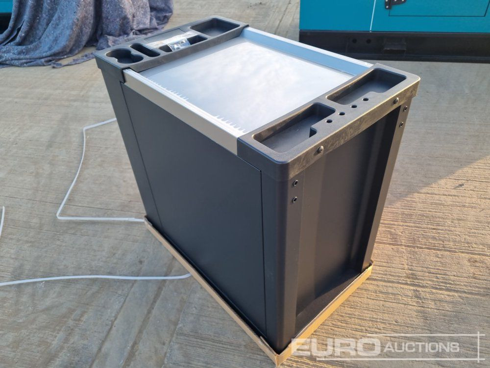 Unused Huttenberg Tool Trollet Set - Werkstattgerät: das Bild 5 Unused Huttenberg Tool Trollet Set - Werkstattgerät: das Bild 5