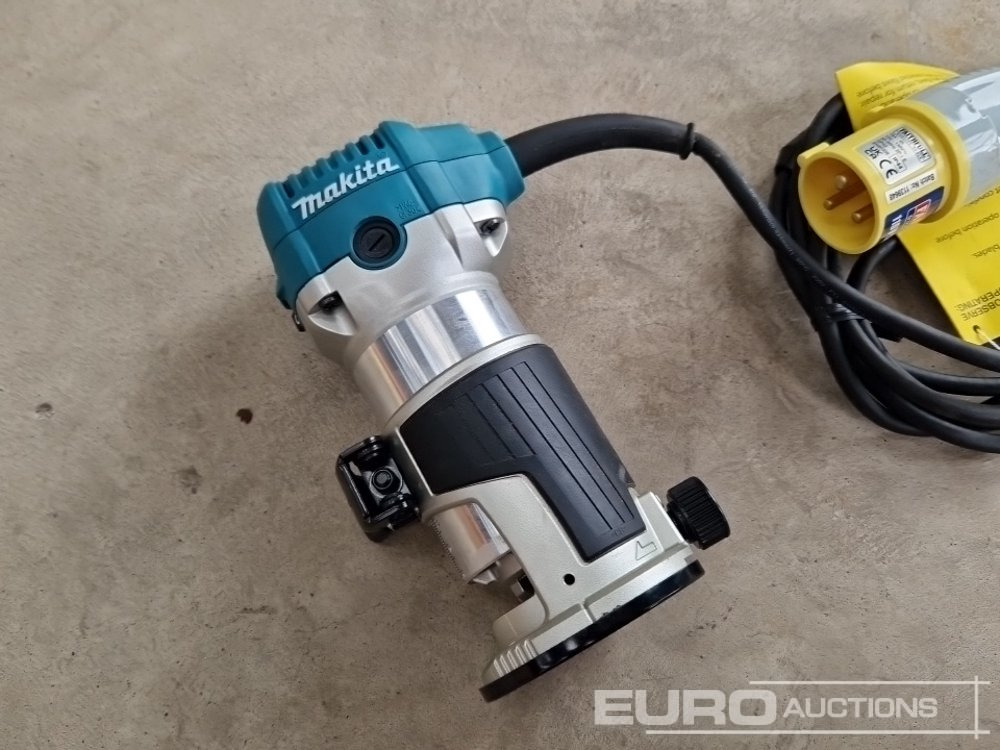 Unused Makita RT0700C 110v Router - Baugeräte: das Bild 4 Unused Makita RT0700C 110v Router - Baugeräte: das Bild 4