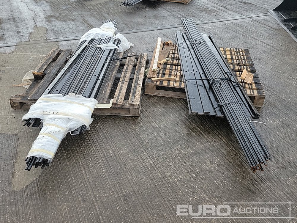 Unused Pallet of Estate Fencing (2 of) - Baugeräte: das Bild 4 Unused Pallet of Estate Fencing (2 of) - Baugeräte: das Bild 4