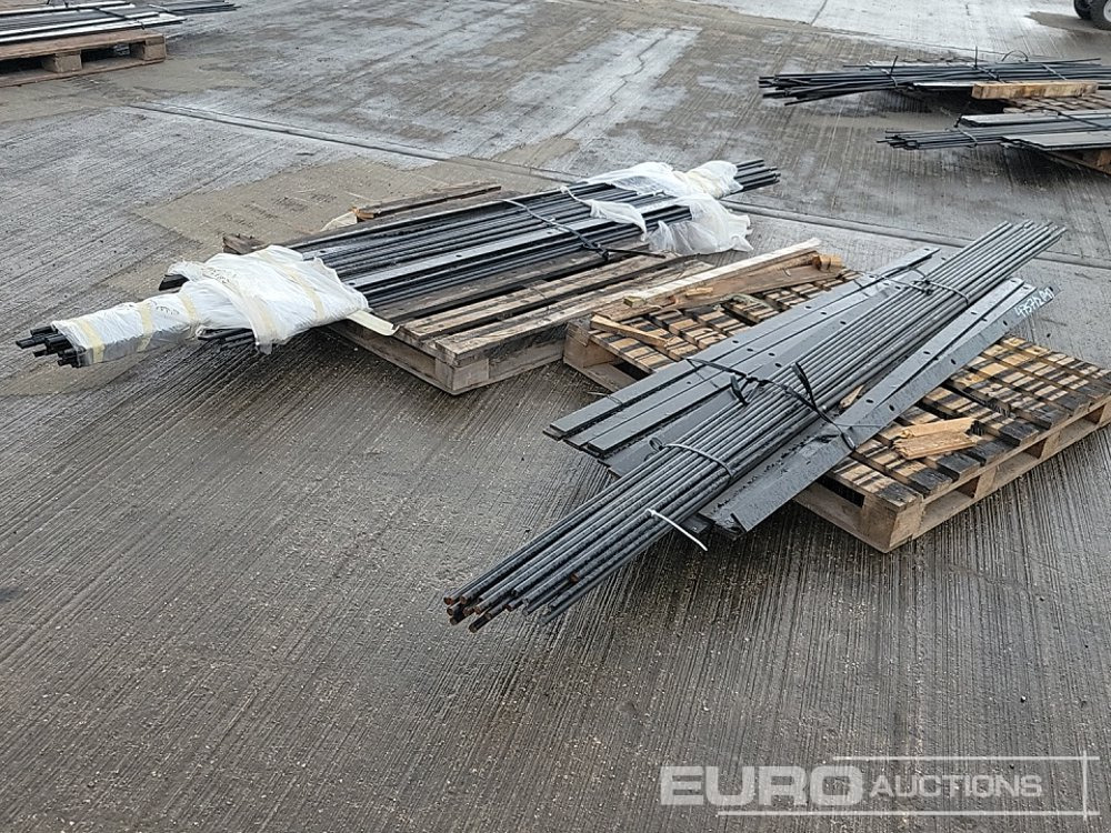 Unused Pallet of Estate Fencing (2 of) - Baugeräte: das Bild 5 Unused Pallet of Estate Fencing (2 of) - Baugeräte: das Bild 5